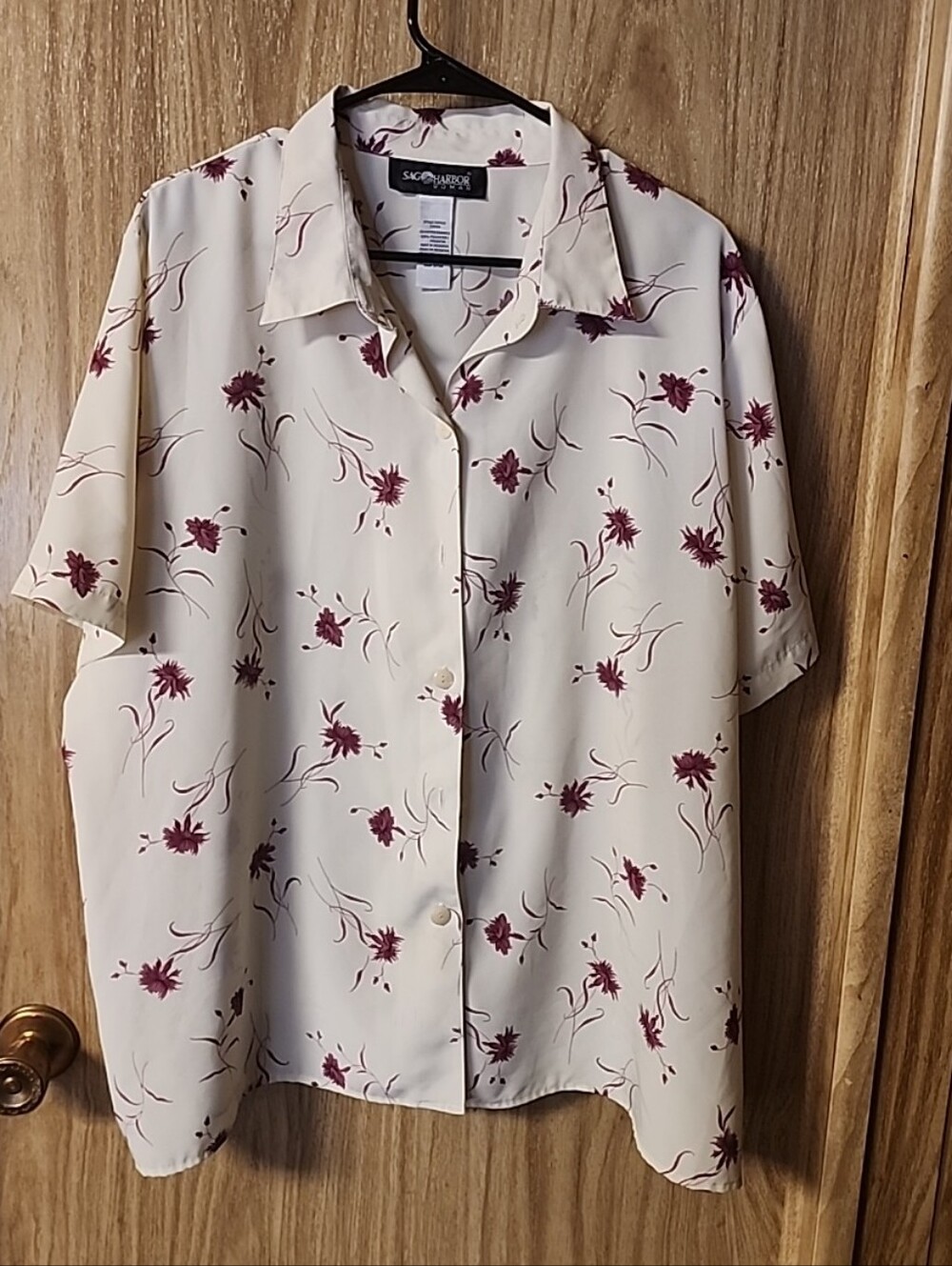 Sag Harbor Cream Short-Sleeve Button-Up W Size 2XL Blouse Dark Rose or Burgundy